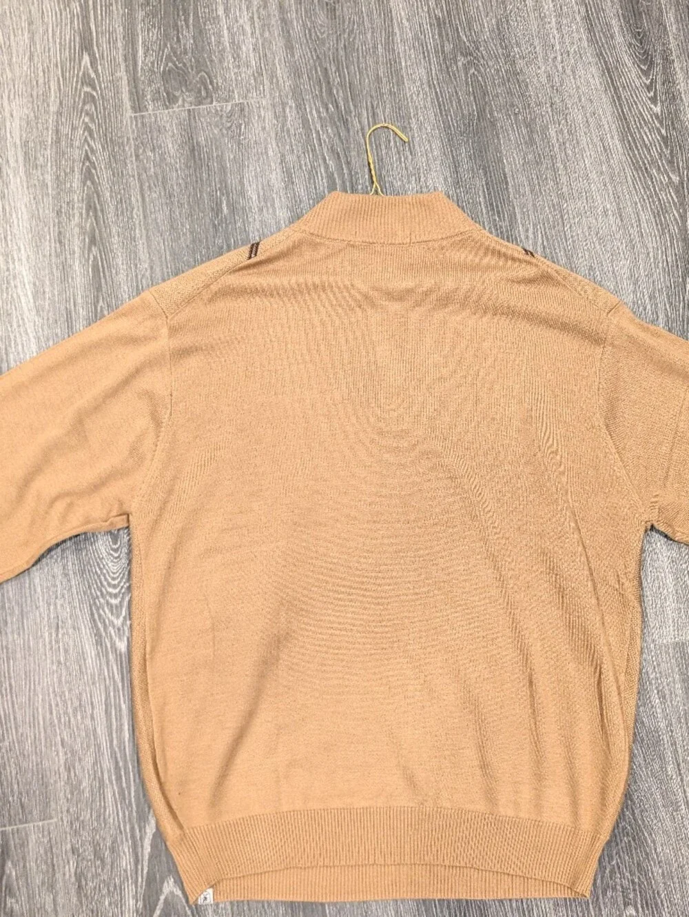 Stacy Adams Tan Crewneck Sweater with Diamond Knit Pattern